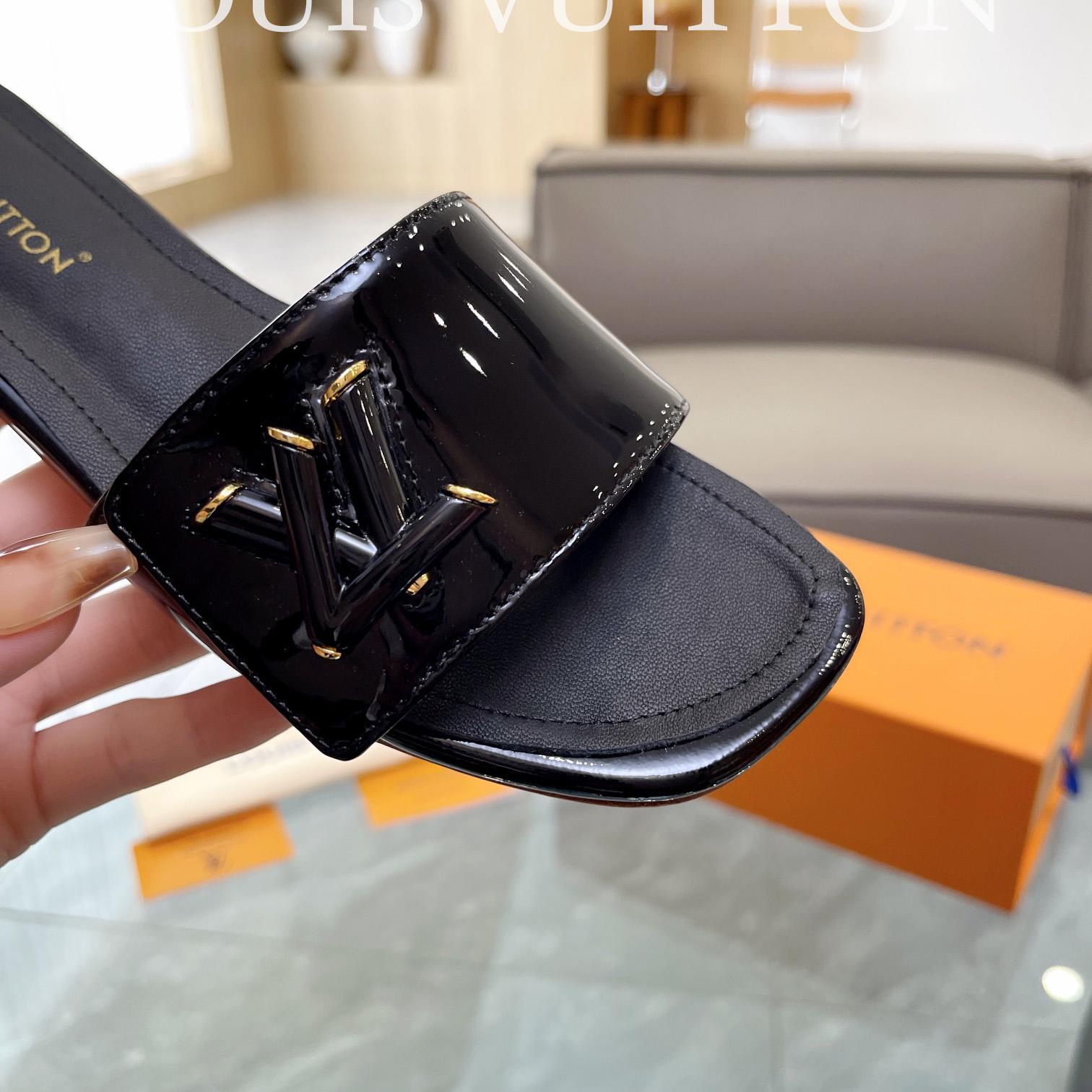 Louis Vuitton Shake Flat Mule       - FashionPlug