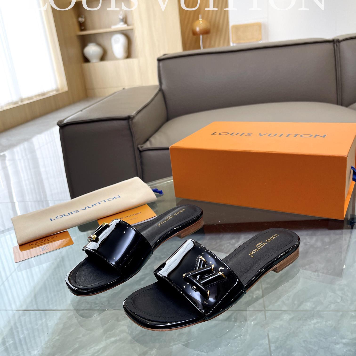 Louis Vuitton Shake Flat Mule       - FashionPlug