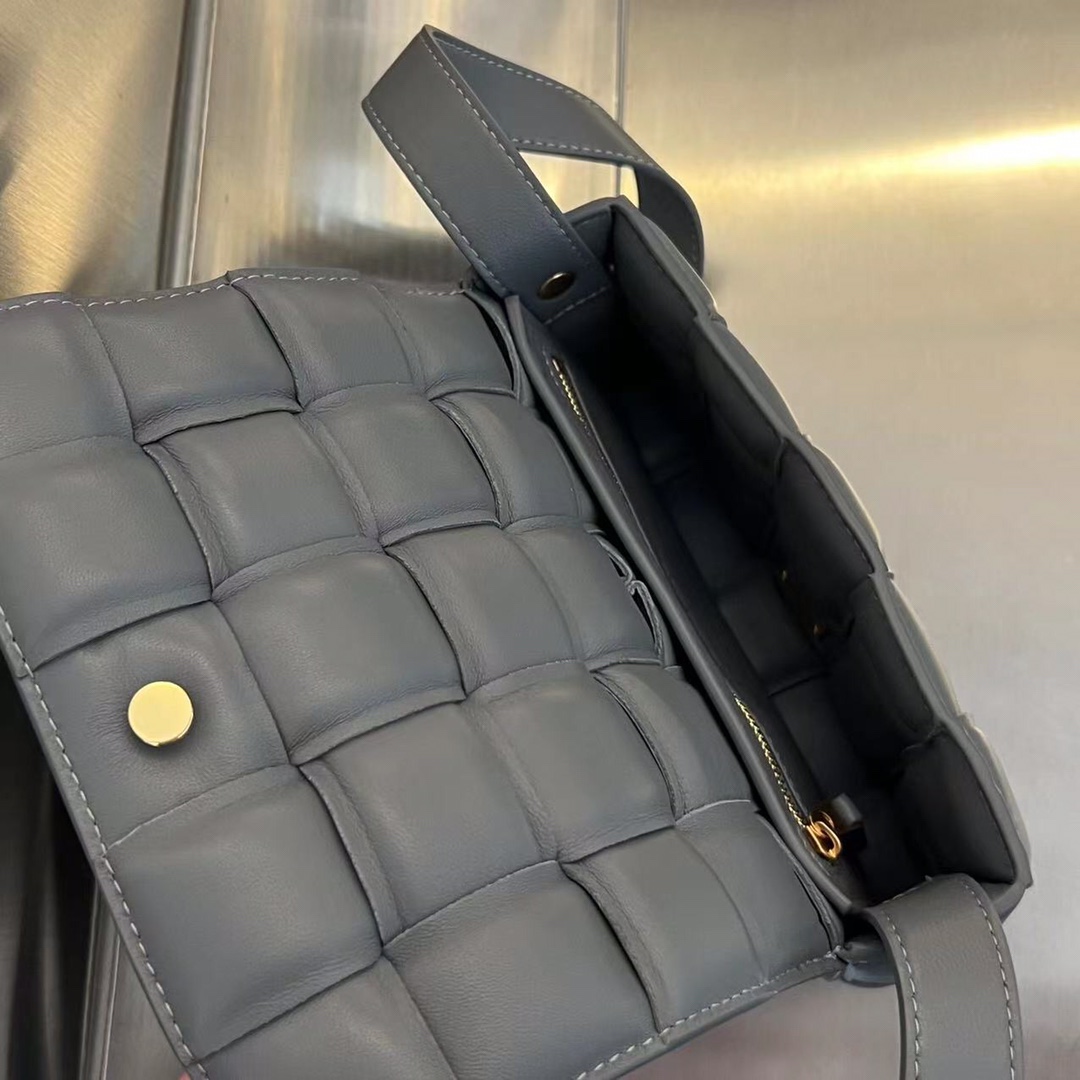 Bottega Veneta Small Padded Cassette - FashionPlug