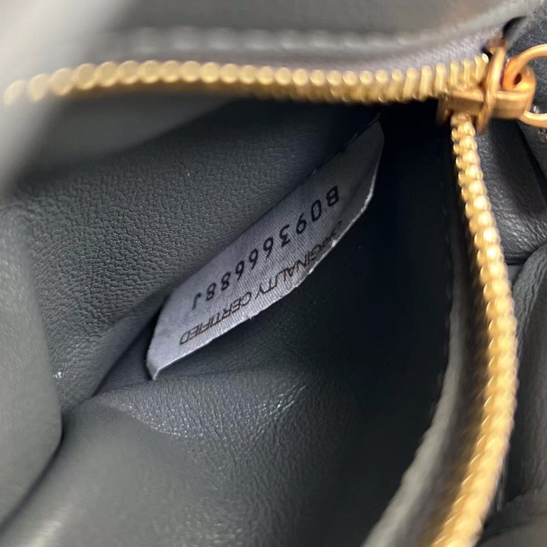 Bottega Veneta Small Padded Cassette - FashionPlug