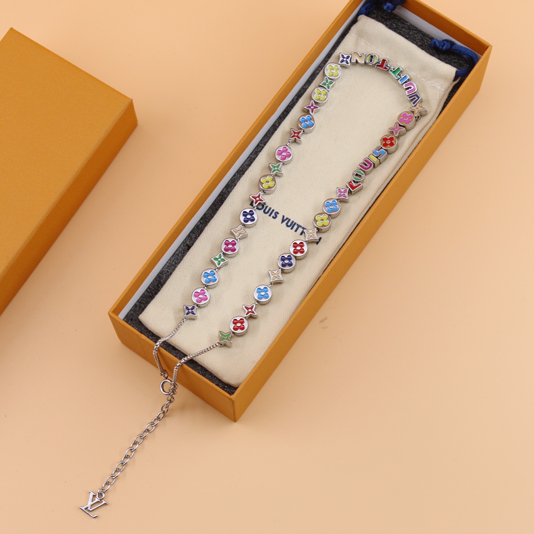 Louis Vuitton Monogram Party Necklace   MP3281 - FashionPlug