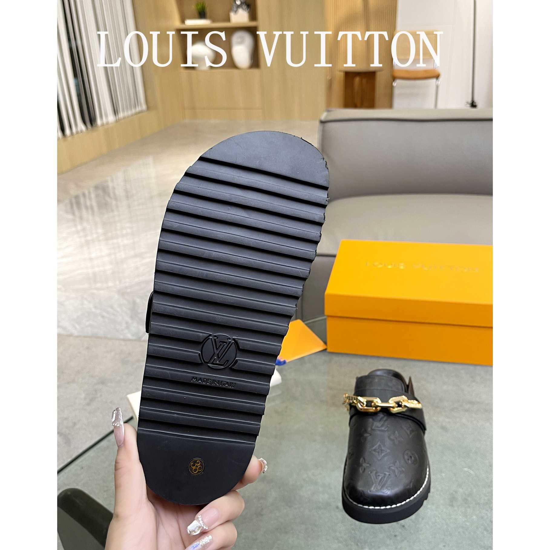 Louis Vuitton Lv Cosy Flat Comfort Clog        1AB3OS - FashionPlug