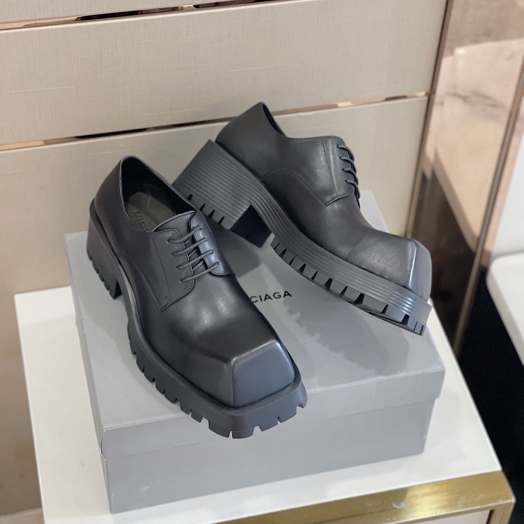 Balenciaga Men's Rhino Derby In Black  - FashionPlug