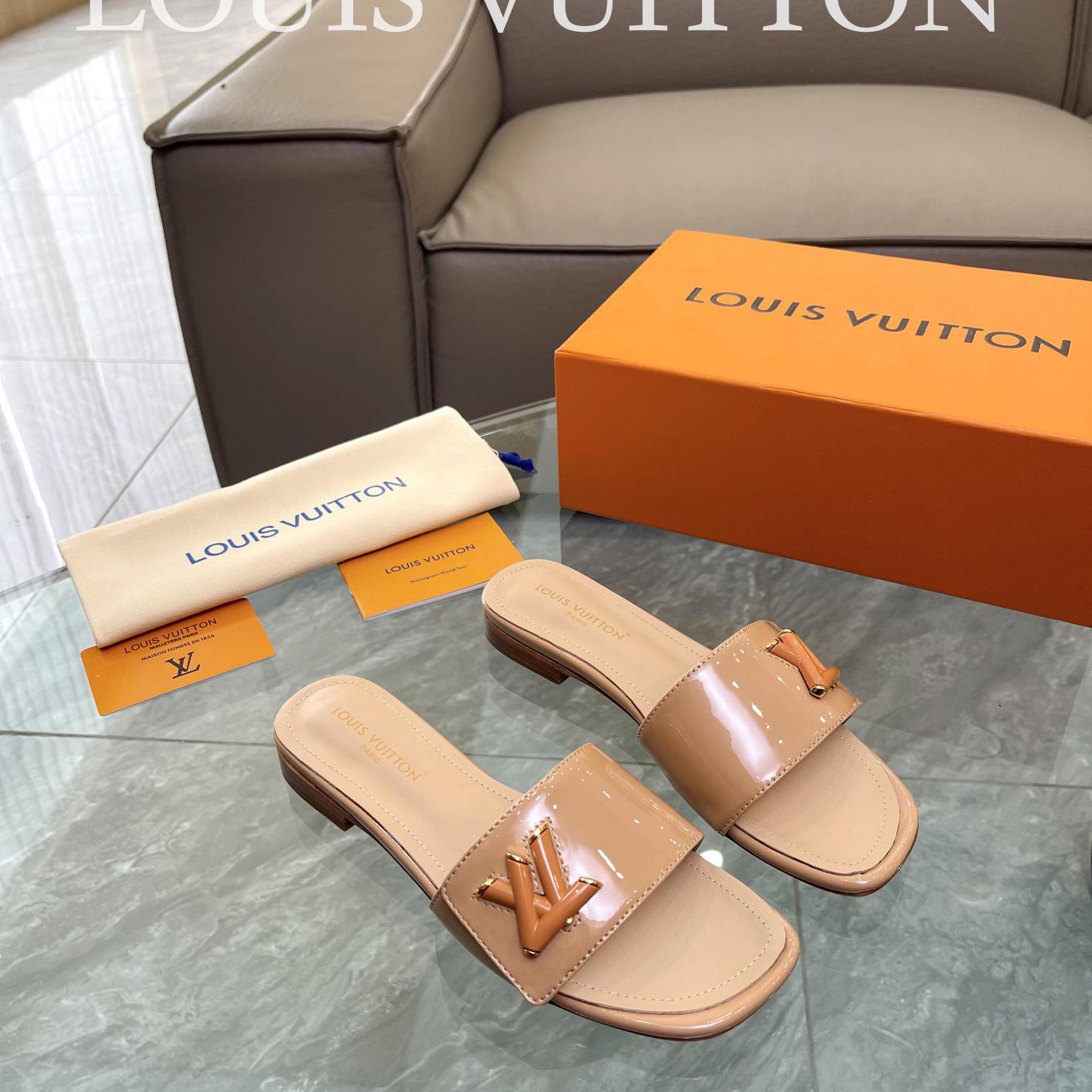 Louis Vuitton Shake Flat Mule       - FashionPlug