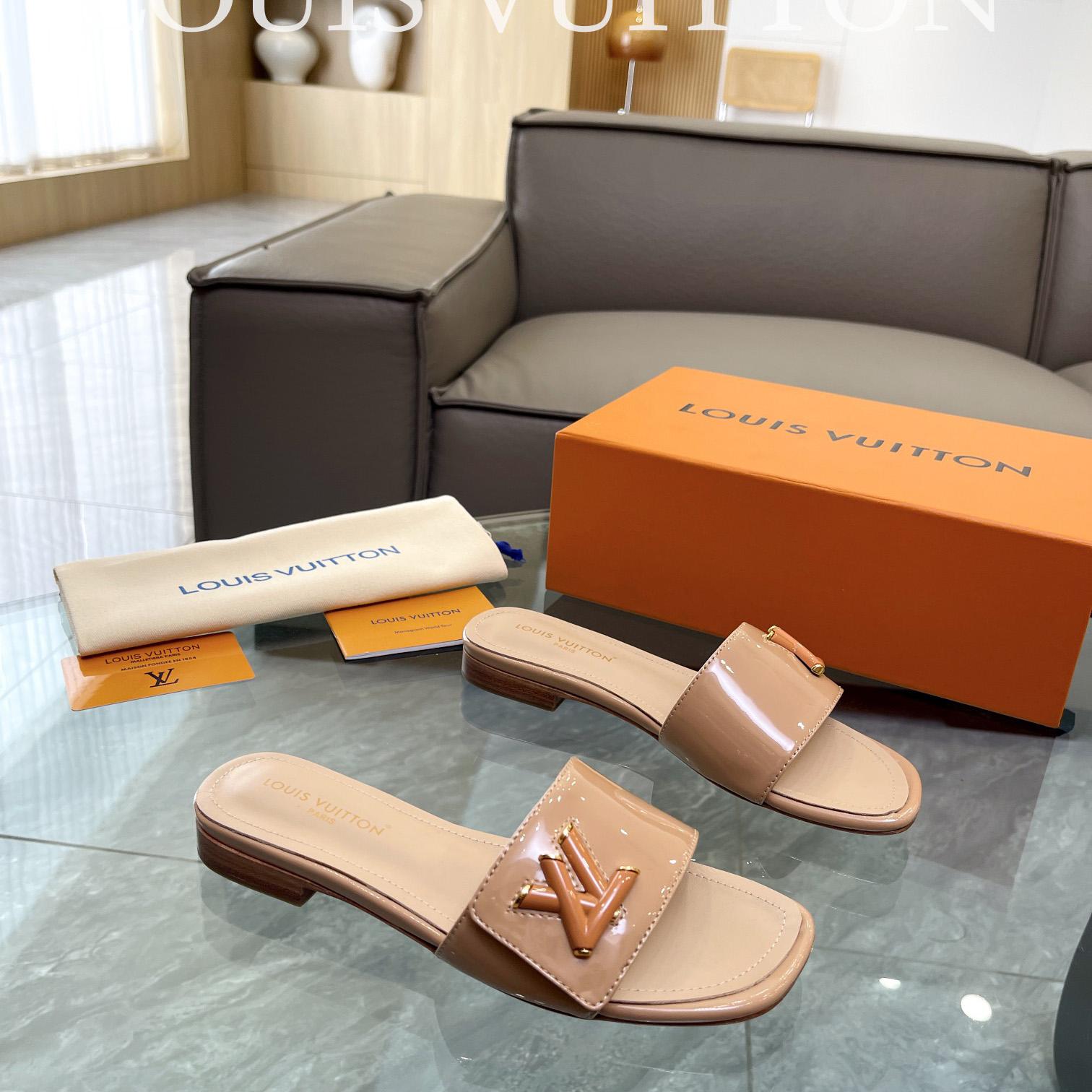 Louis Vuitton Shake Flat Mule       - FashionPlug