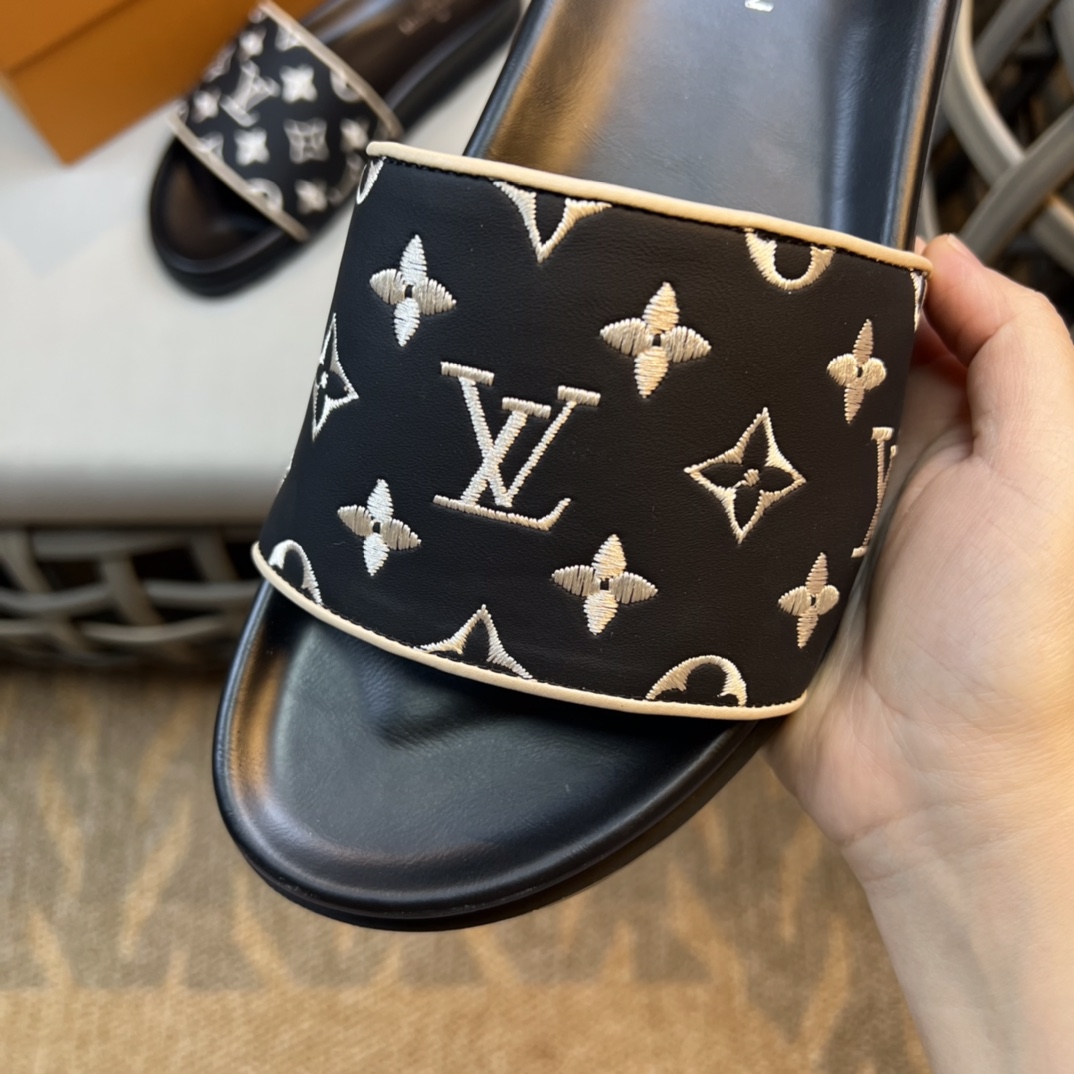 Louis Vuitton Monogram Sandals - FashionPlug