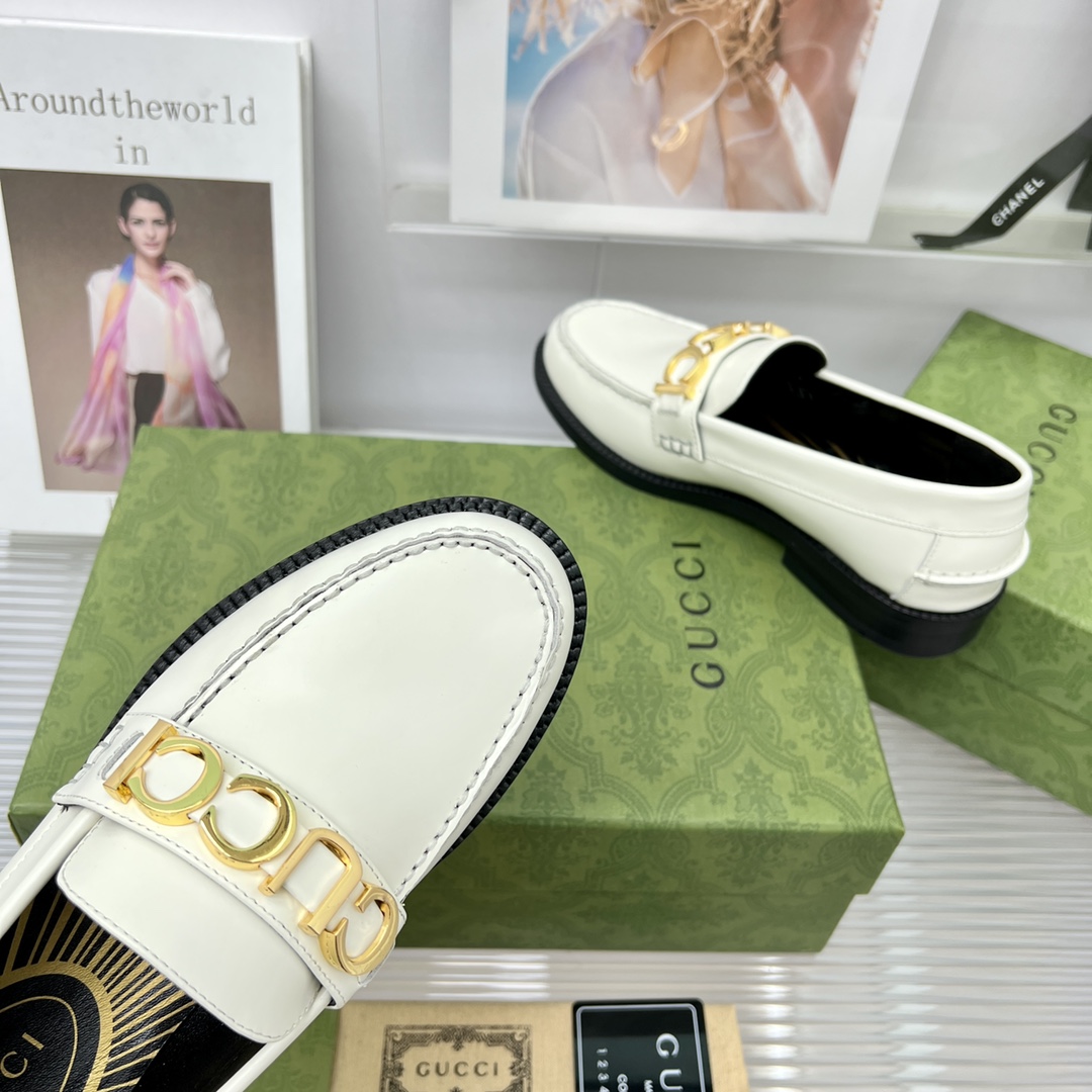 Gucci Women's Gucci Loafer - FashionPlug