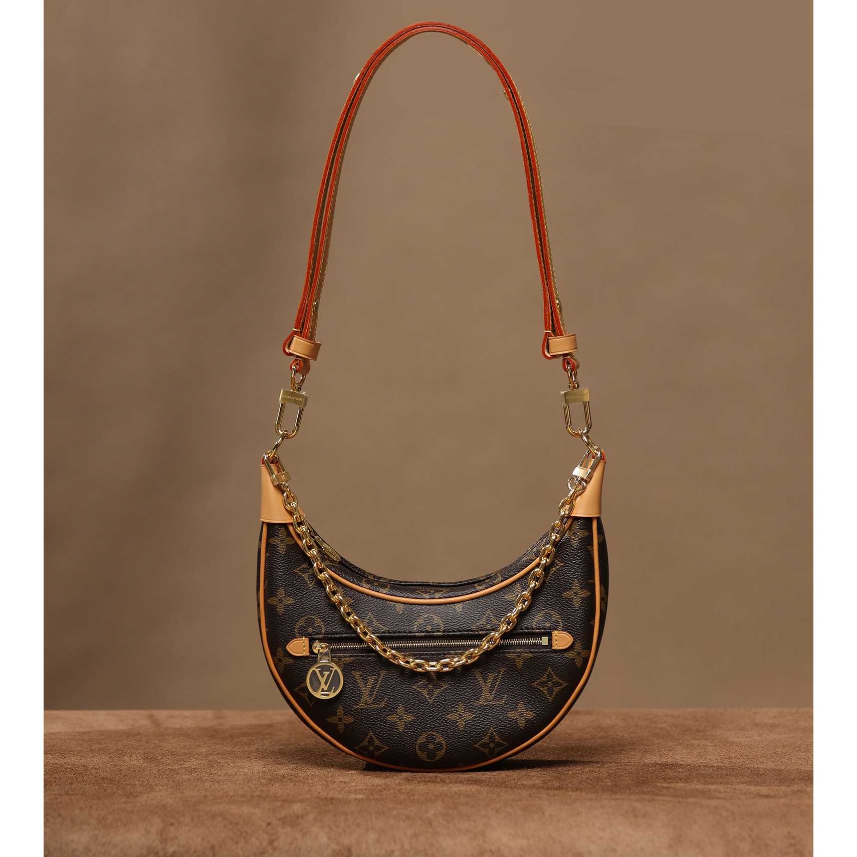 Louis Vuitton Loop  (23-13-6cm) M81098 - FashionPlug