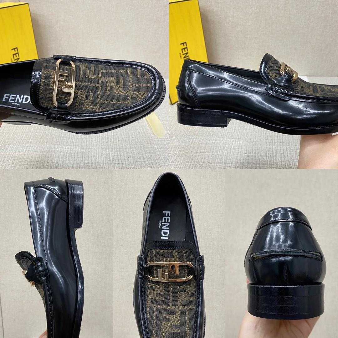 Fendi O-Lock Loafers - FashionPlug