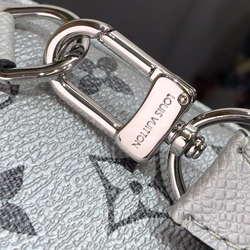Louis Vuitton Outdoor Slingbag  (13-21-5cm)   M30833 - FashionPlug