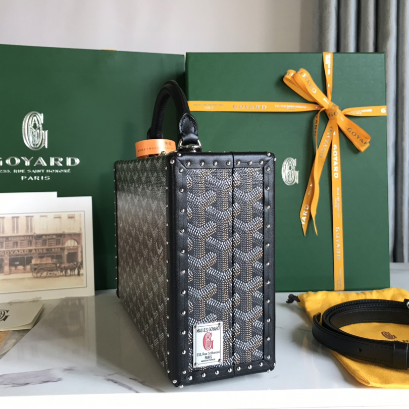 Goyard Grand Hôtel Trunk Bag  - FashionPlug