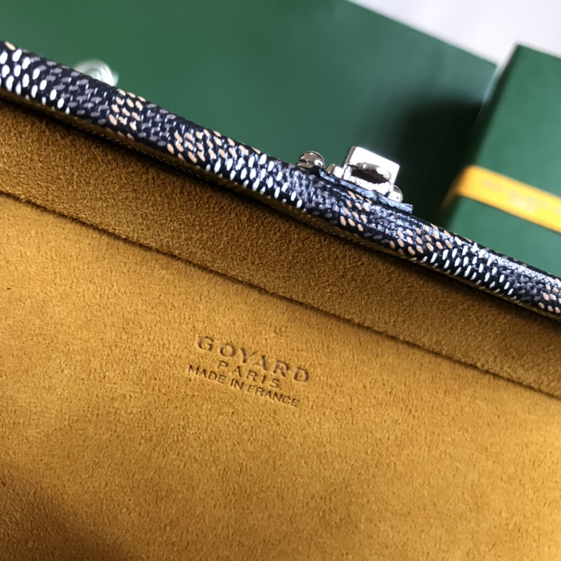 Goyard Grand Hôtel Trunk Bag  - FashionPlug
