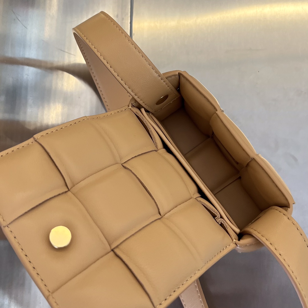 Bottega Veneta Candy Padded Cassette - FashionPlug