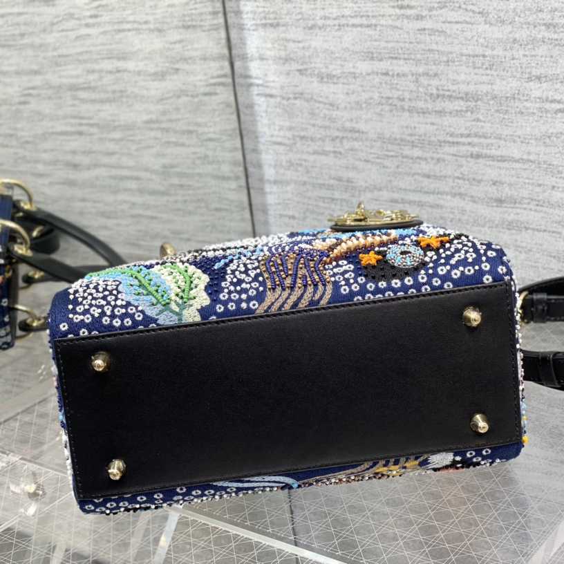 Dior Medium Lady Dior Bag  24cm - FashionPlug