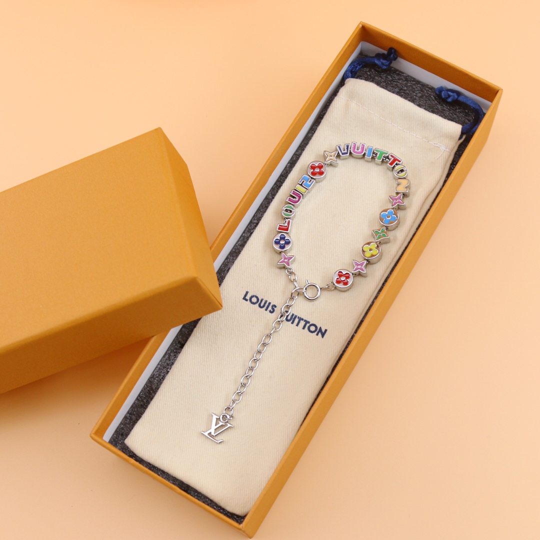 Louis Vuitton Monogram Party Bracelet    MP3282 - FashionPlug