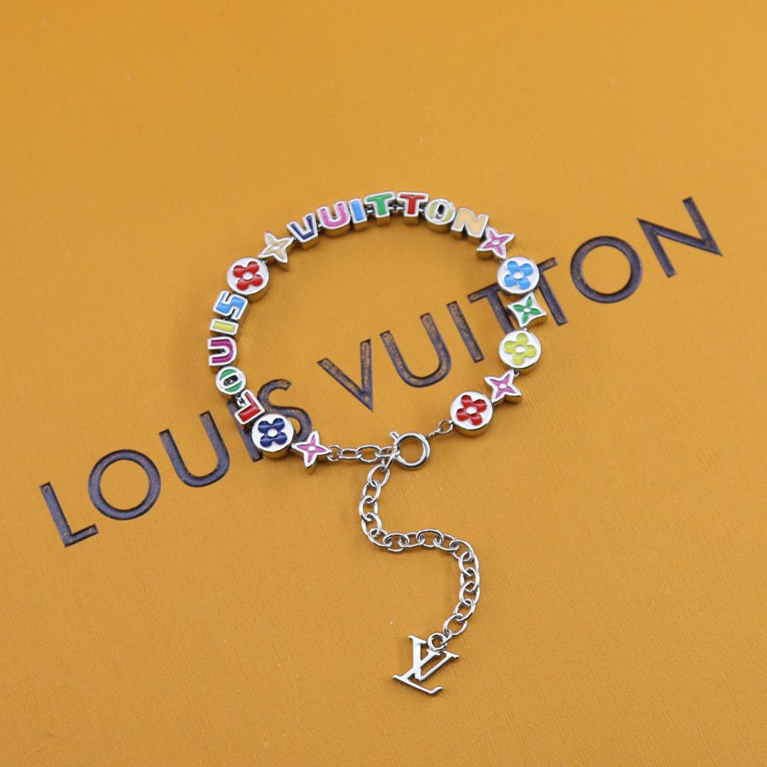 Louis Vuitton Monogram Party Bracelet    MP3282 - FashionPlug