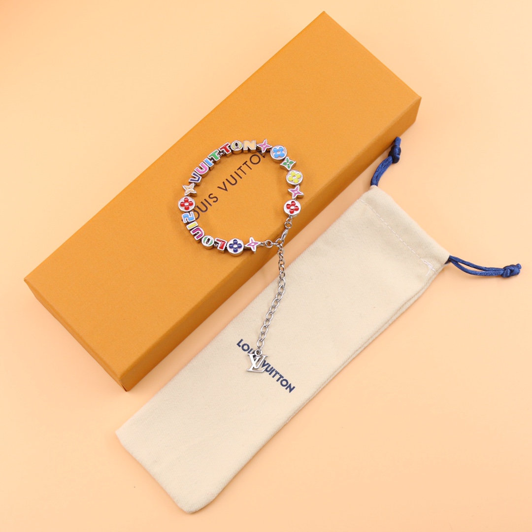 Louis Vuitton Monogram Party Bracelet    MP3282 - FashionPlug