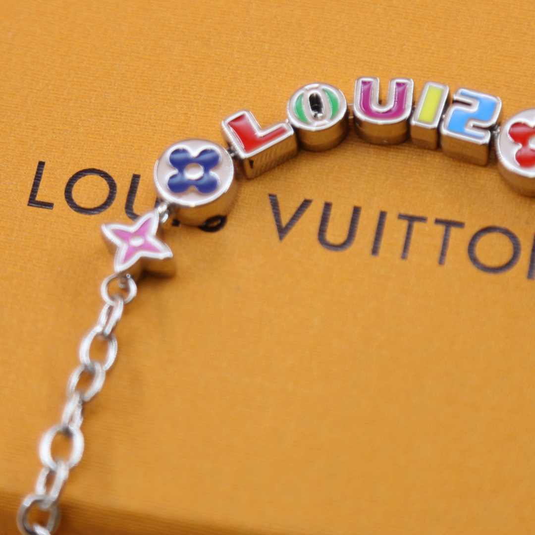 Louis Vuitton Monogram Party Bracelet    MP3282 - FashionPlug