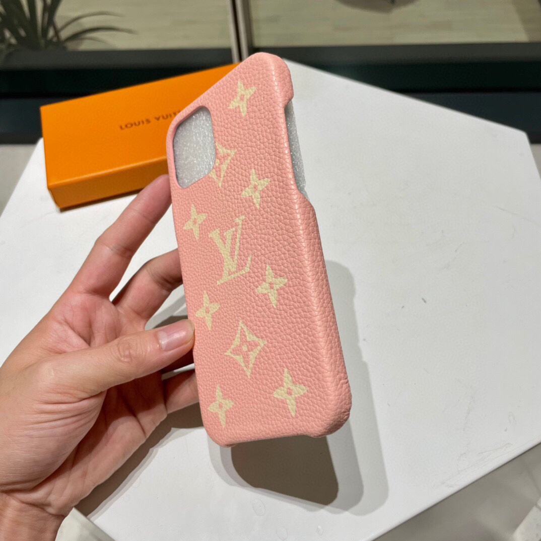 Louis Vuitton Monogram Phone Case  - FashionPlug