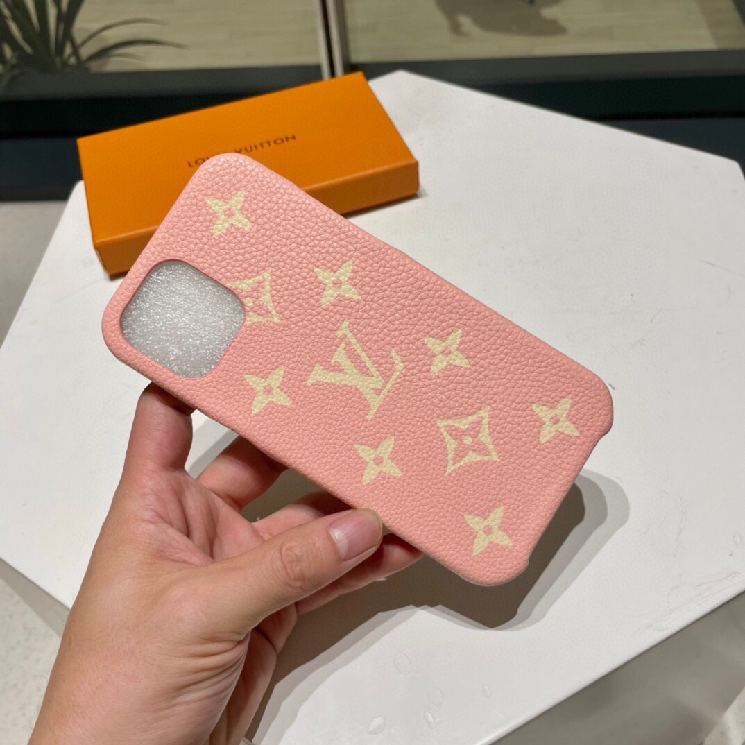 Louis Vuitton Monogram Phone Case  - FashionPlug
