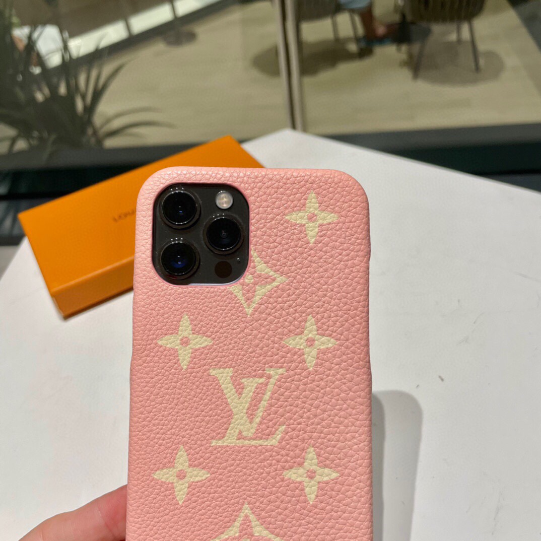 Louis Vuitton Monogram Phone Case  - FashionPlug