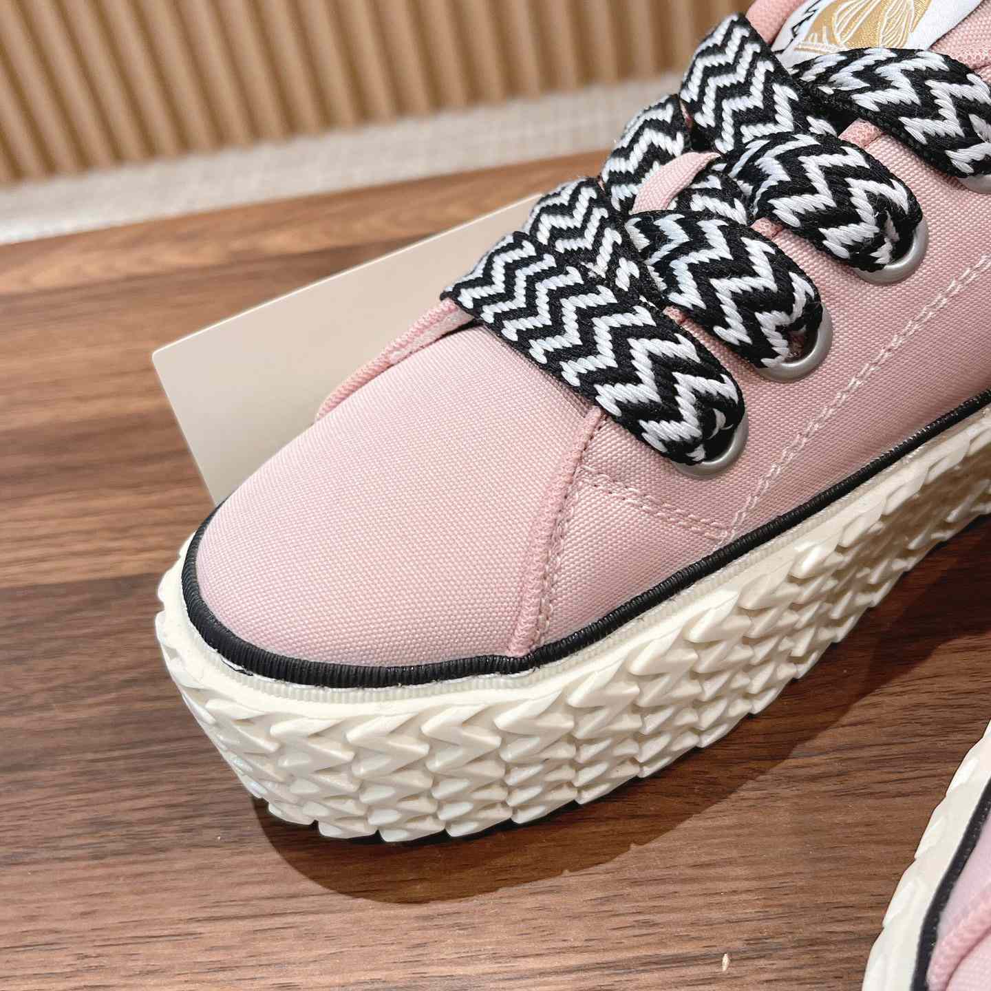 Lanvin Curbies Low-Top Sneakers - FashionPlug