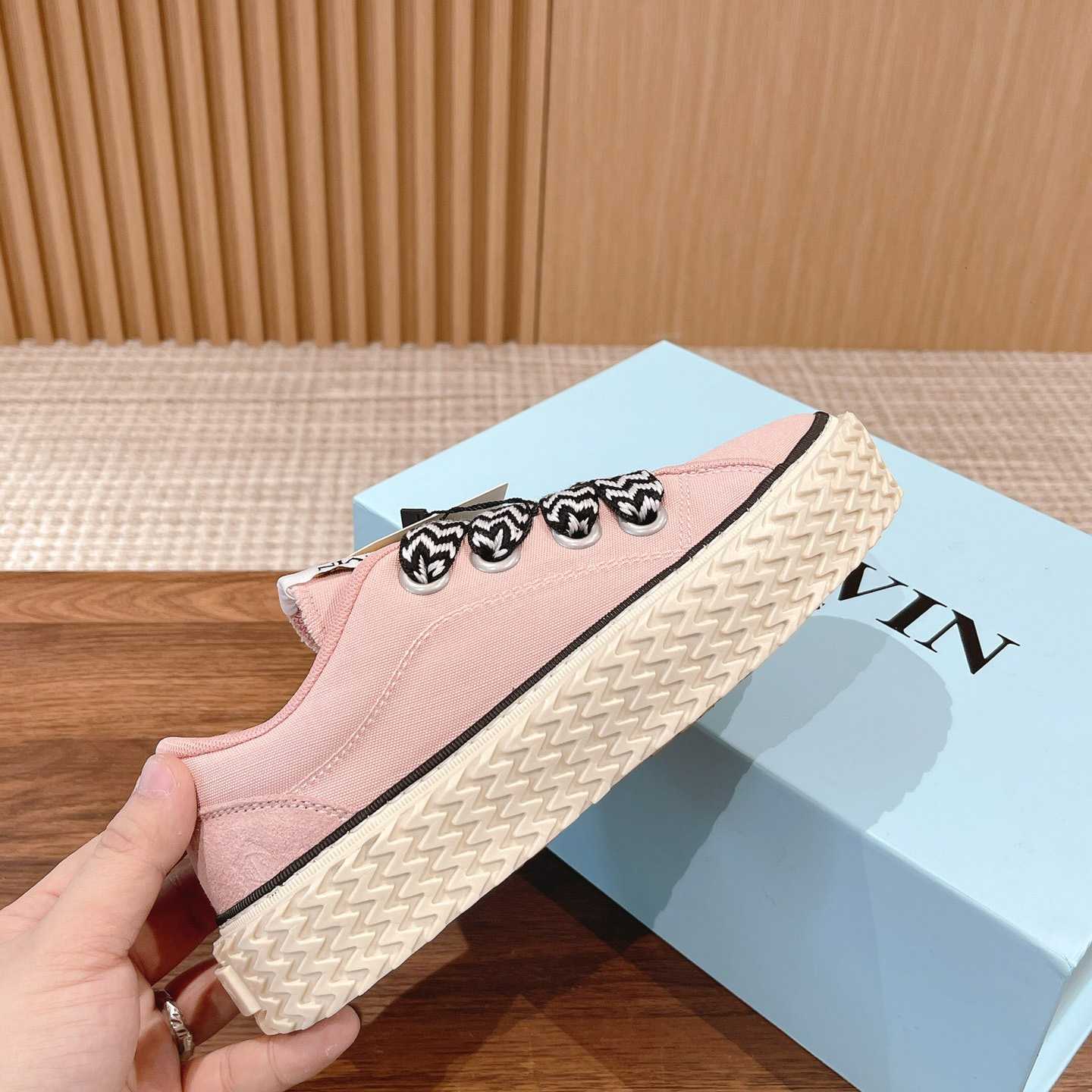 Lanvin Curbies Low-Top Sneakers - FashionPlug