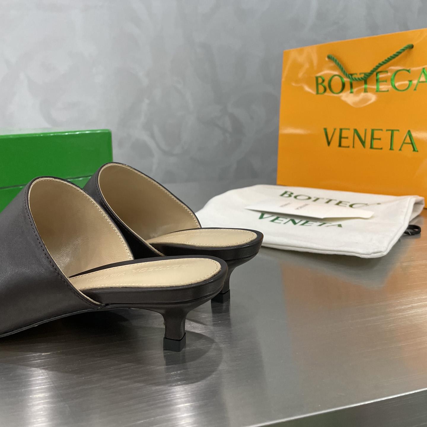 Bottega Veneta Stretch Mule - FashionPlug