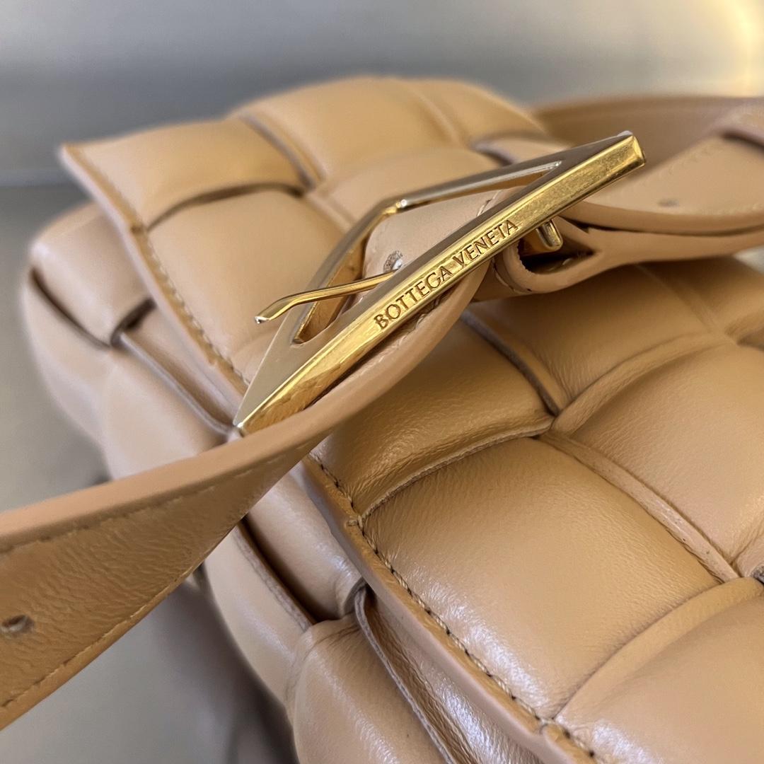 Bottega Veneta Small Padded Cassette - FashionPlug