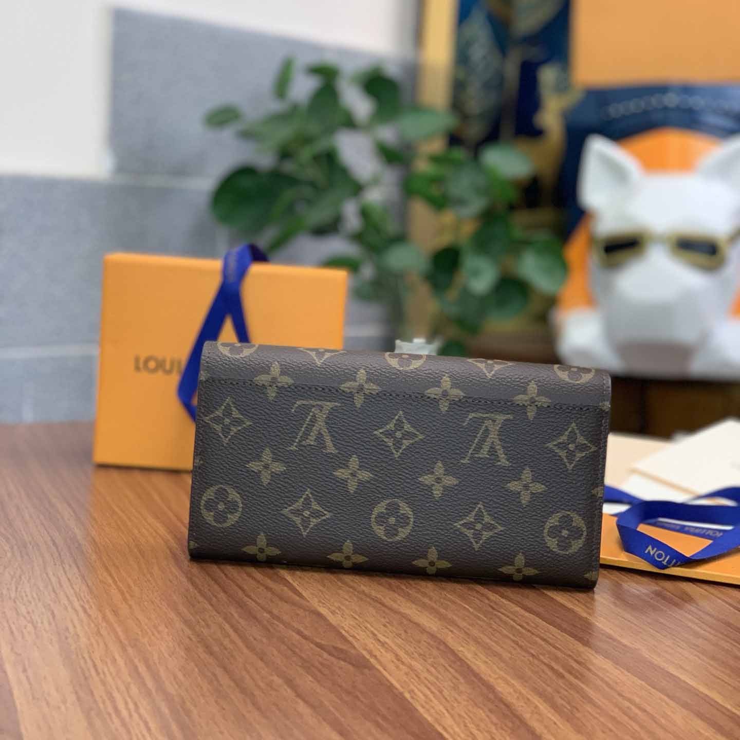 Louis Vuitton LV Sarah Wallet (19x10CM)     M60531 - FashionPlug
