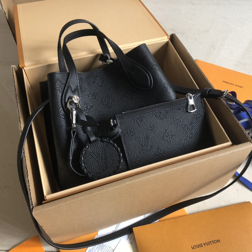 Louis Vuitton Blossom PM   M21848 - FashionPlug