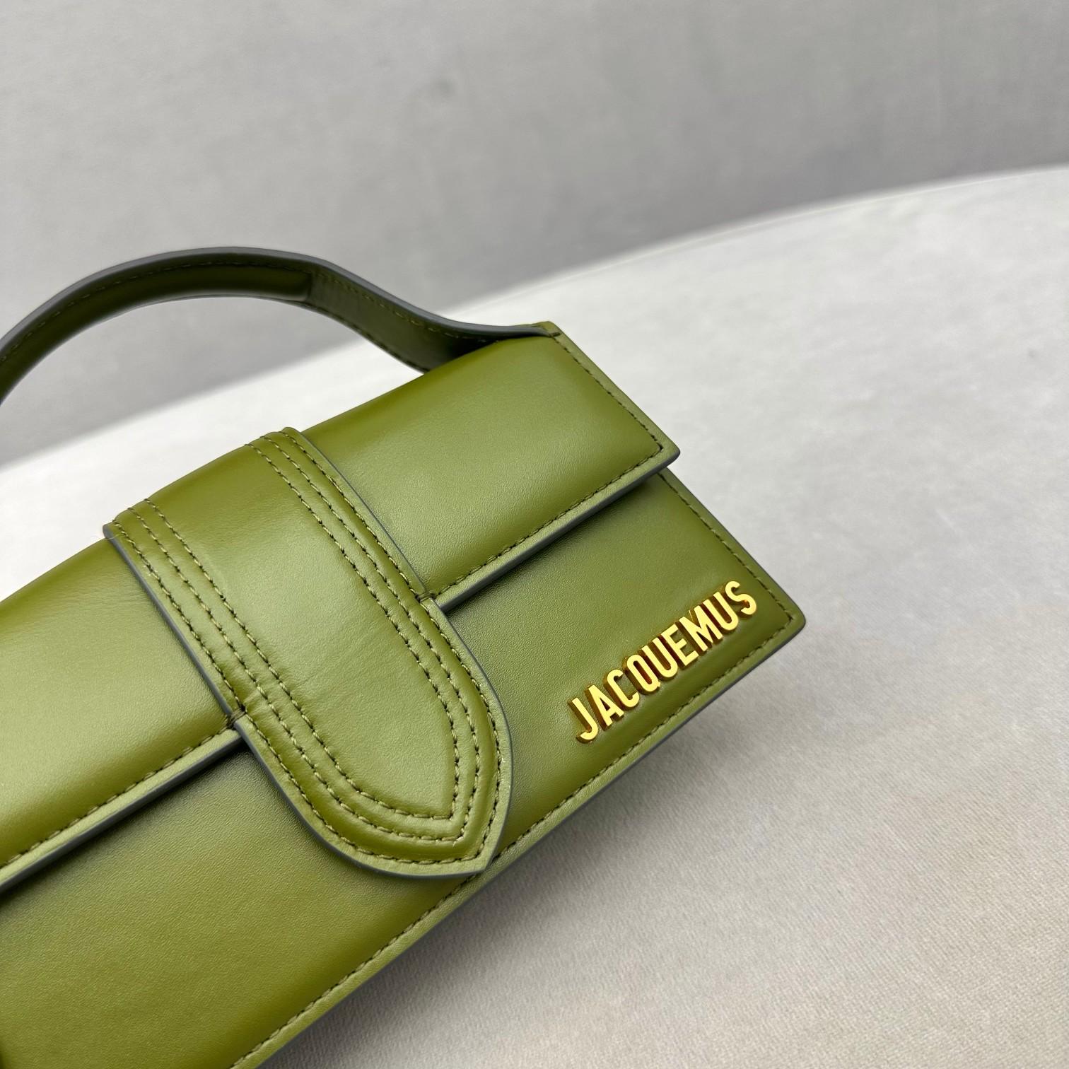 Jacquemus Le Grand Bambino - FashionPlug
