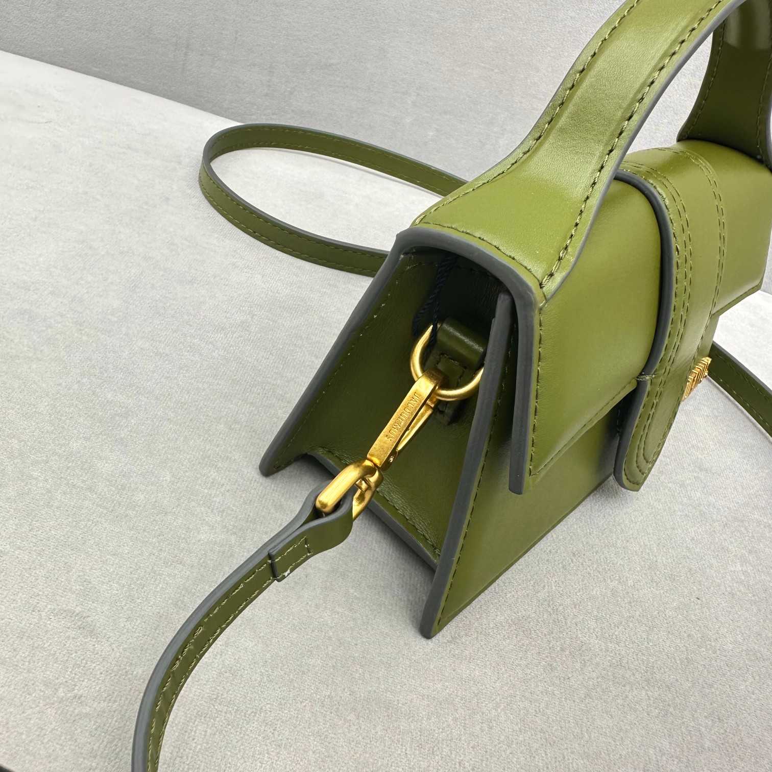 Jacquemus Le Grand Bambino - FashionPlug