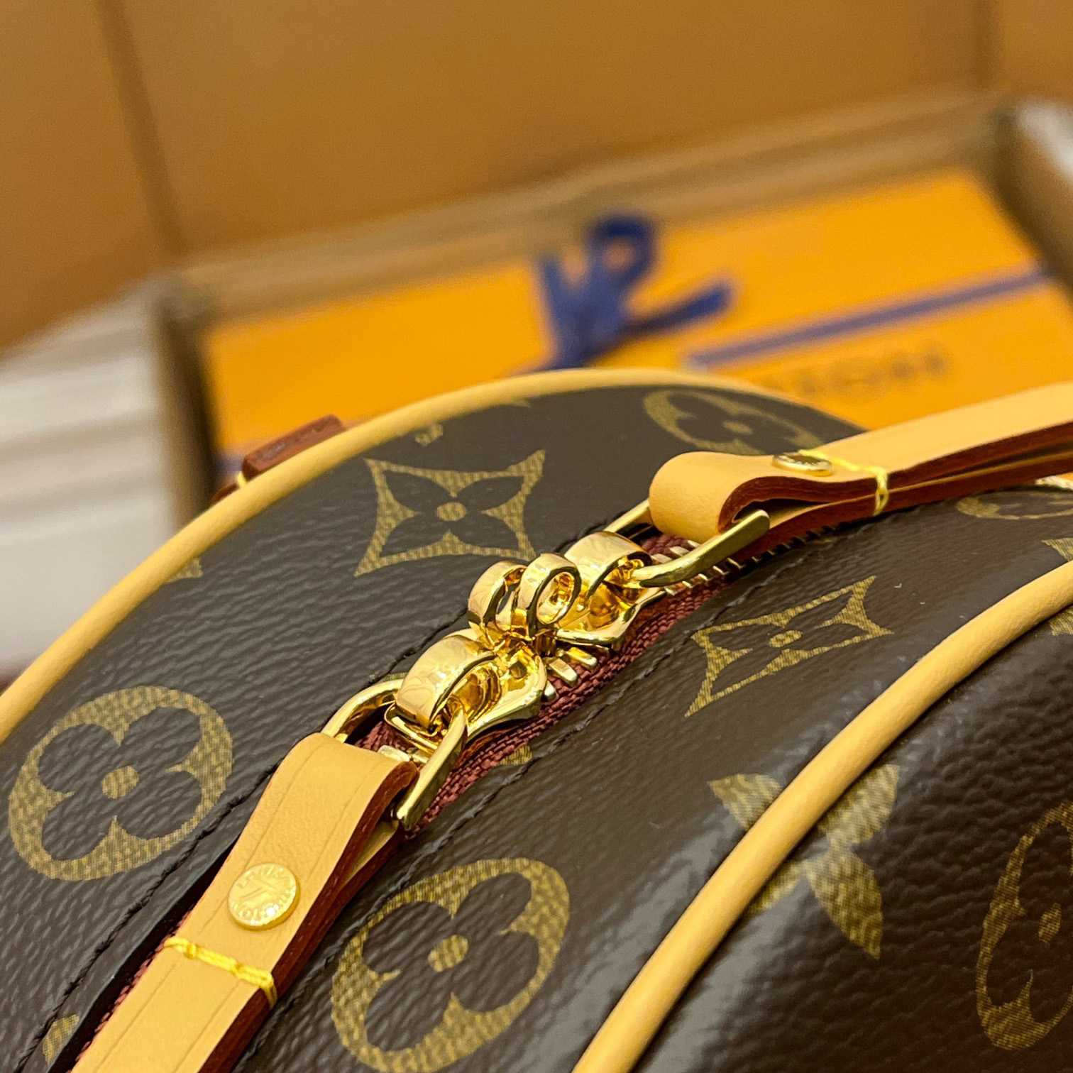 Louis Vuitton Boite Chapeau Souple MM   M45647 - FashionPlug
