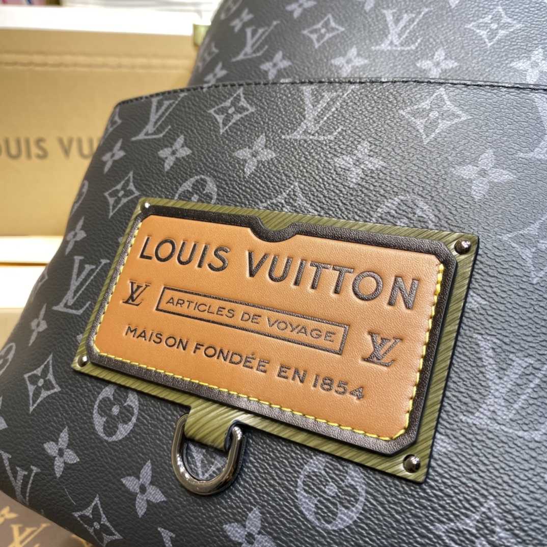 Louis Vuitton Discovery Backpack   M45218 - FashionPlug