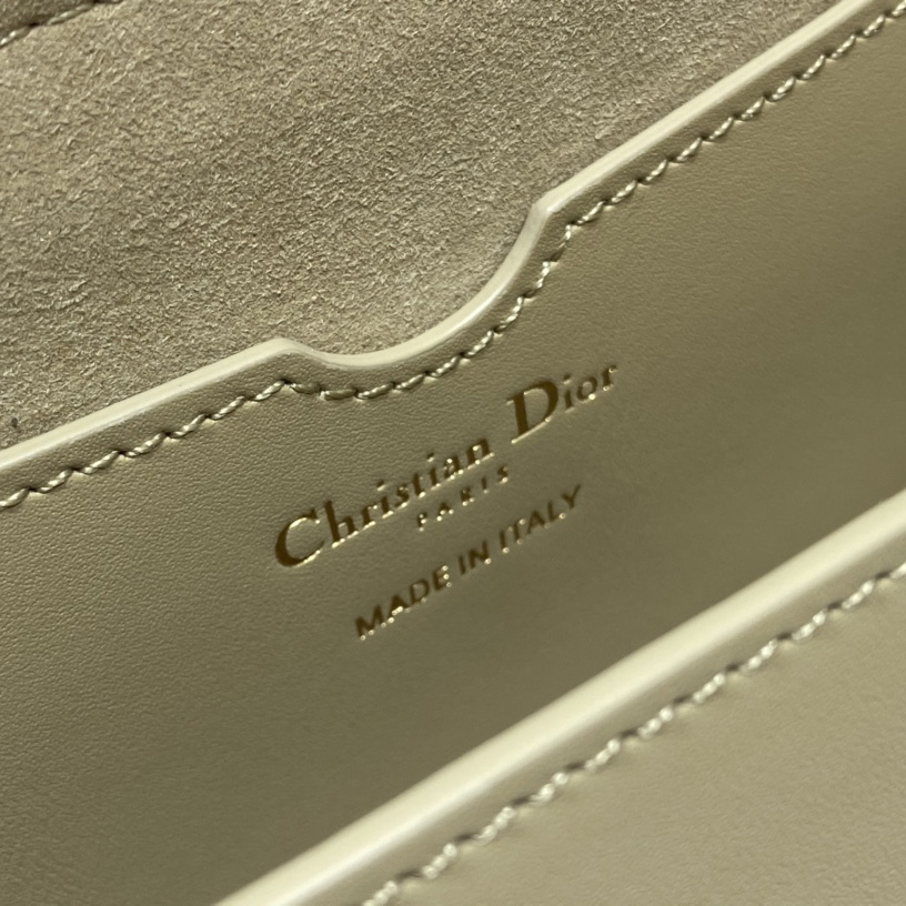 Dior Bobby East-West Bag - FashionPlug