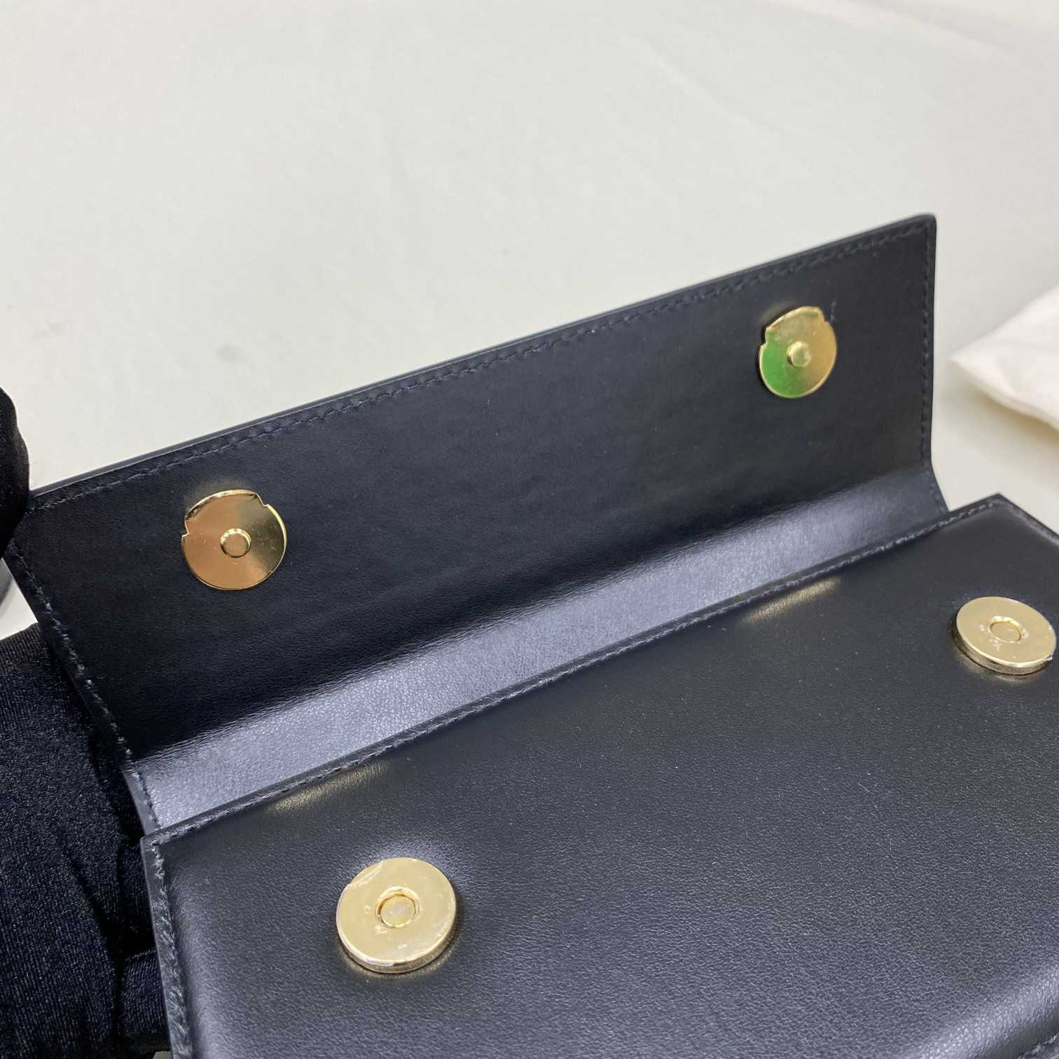 Jacquemus Le Chiquito Long Leather Handbag - FashionPlug