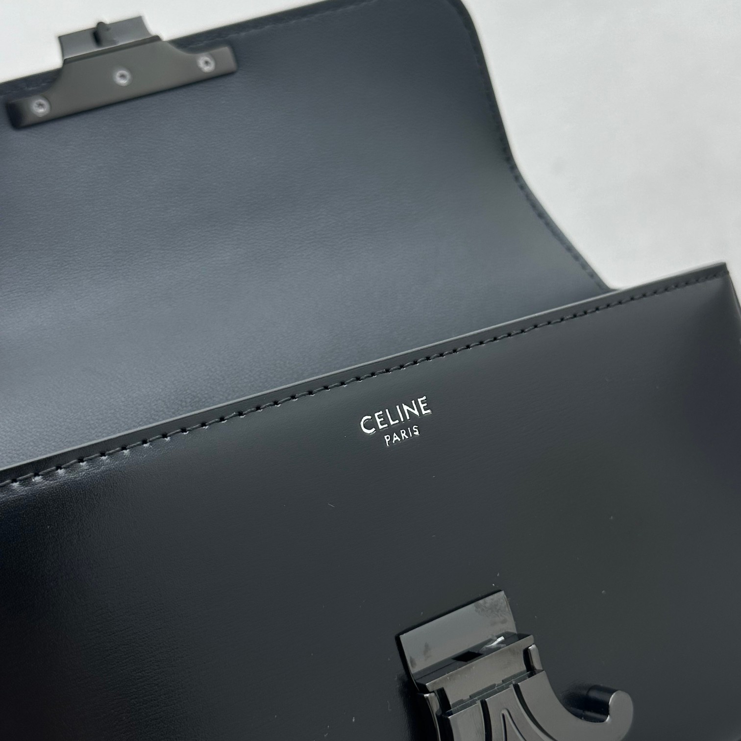 Celine Chain Shoulder Bag Triomphe In Shiny Calfskin - FashionPlug