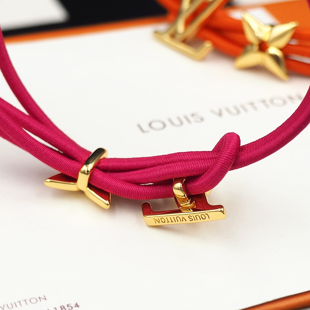 Louis Vuitton LV Bloom Bracelet     M0975Z - FashionPlug
