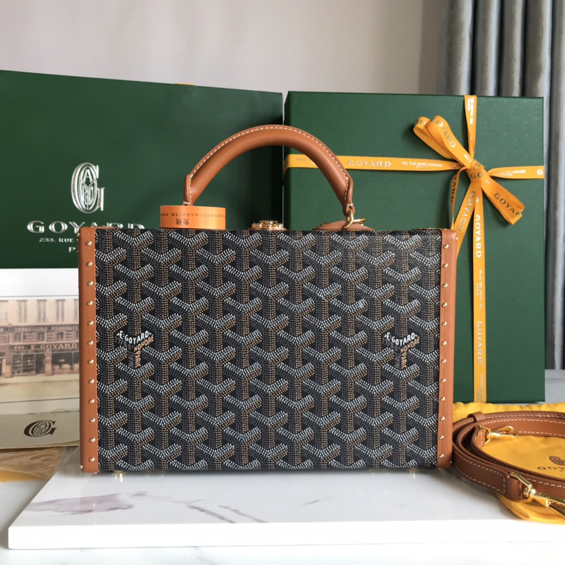 Goyard Grand Hôtel Trunk Bag  - FashionPlug