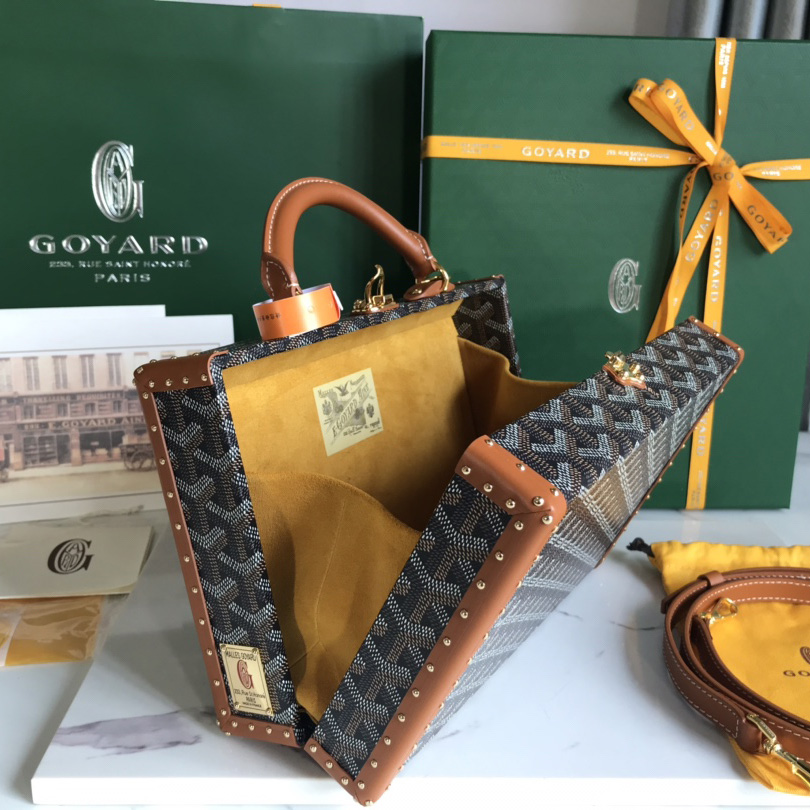 Goyard Grand Hôtel Trunk Bag  - FashionPlug