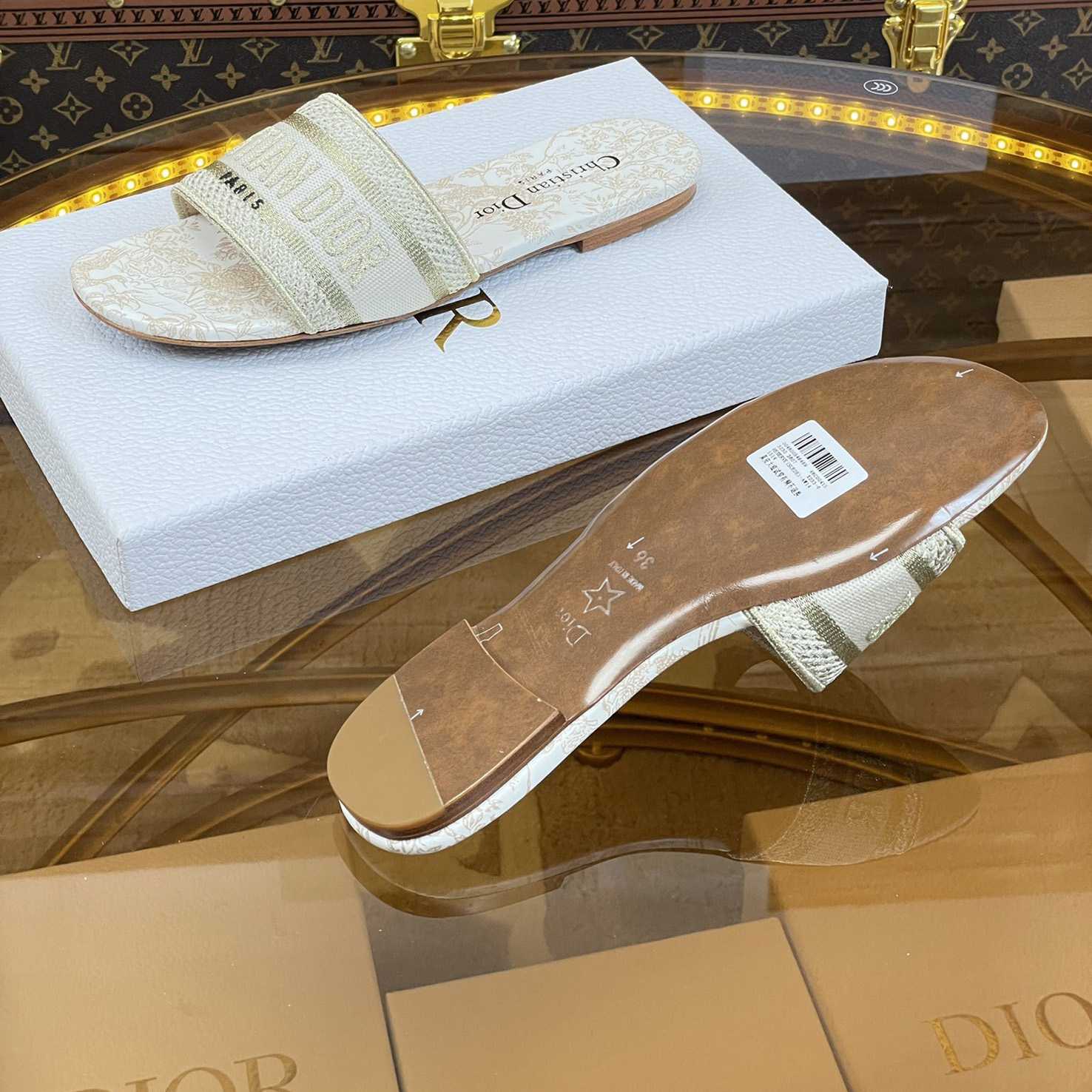 Dior Dway Slide - FashionPlug