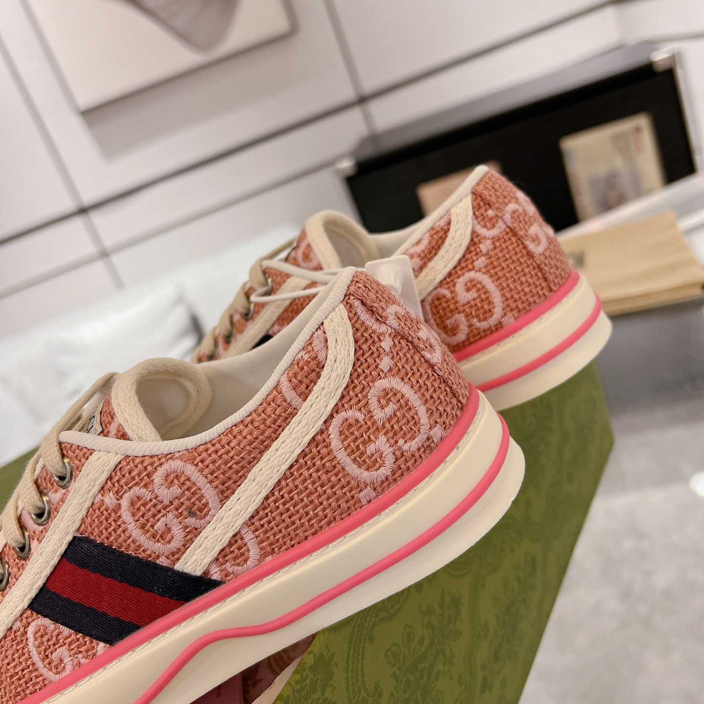 Gucci Tennis 1977 Sneaker - FashionPlug