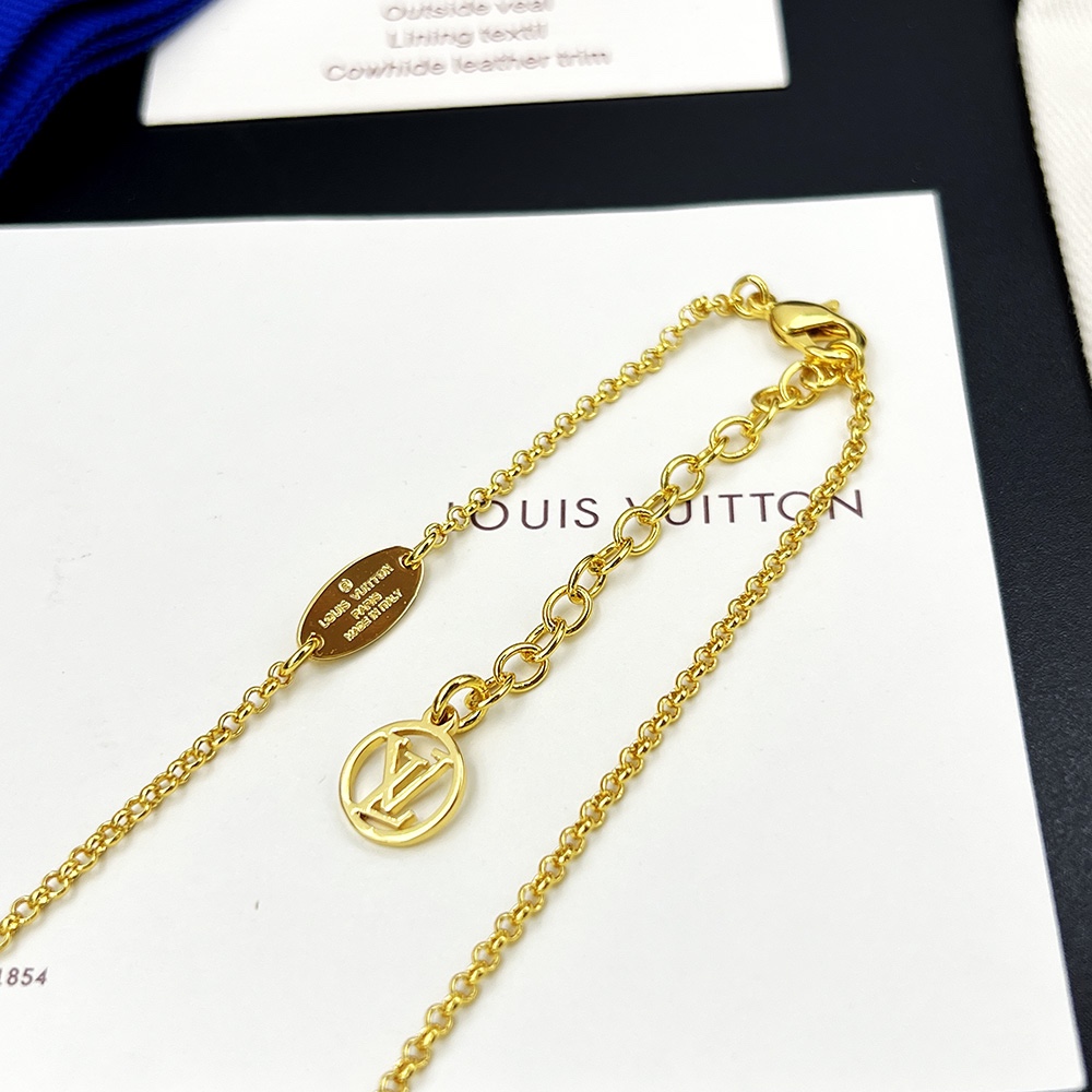 Louis Vuitton LV Stellar Necklace  M00945 - FashionPlug