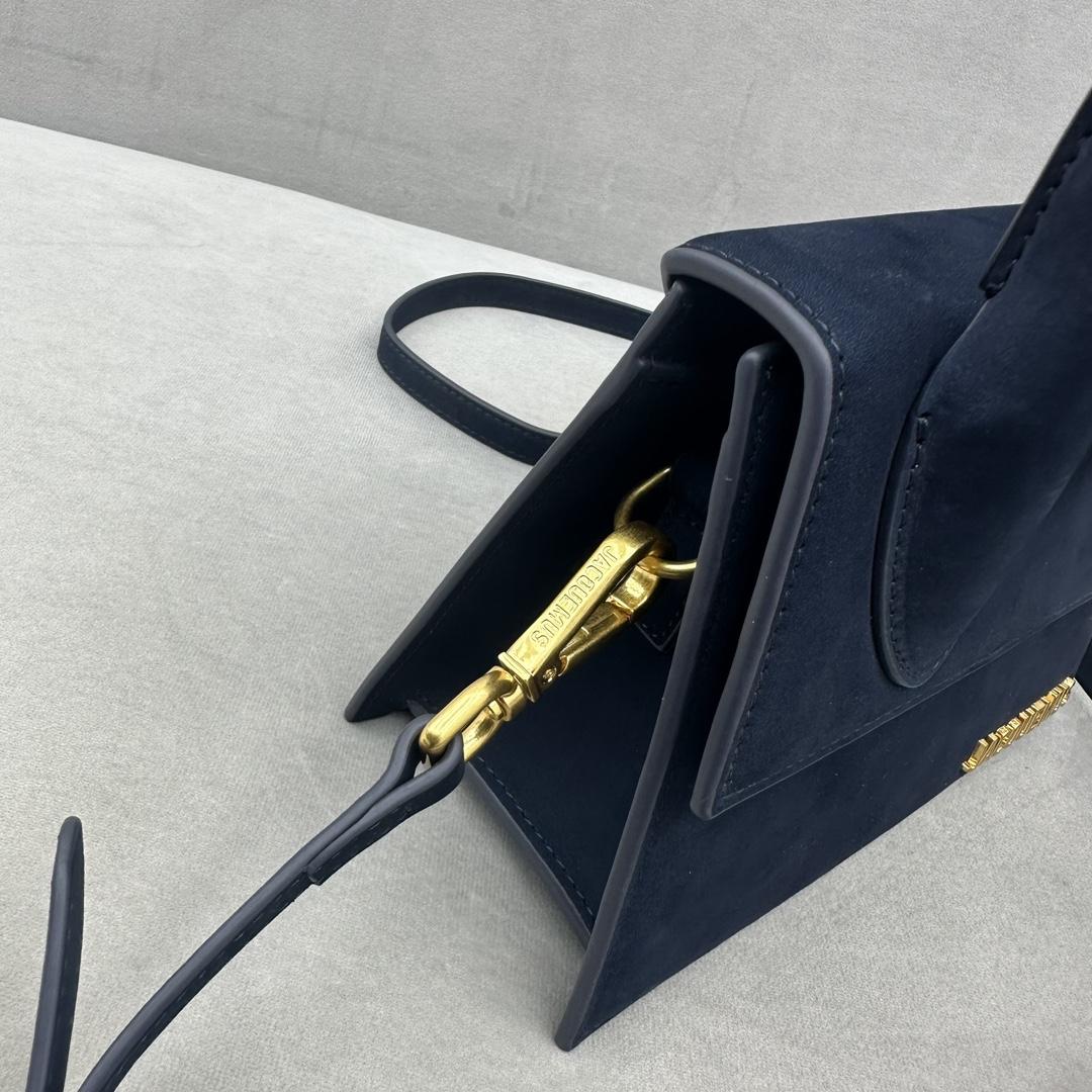 Jacquemus Le Chiquito Noeud - FashionPlug
