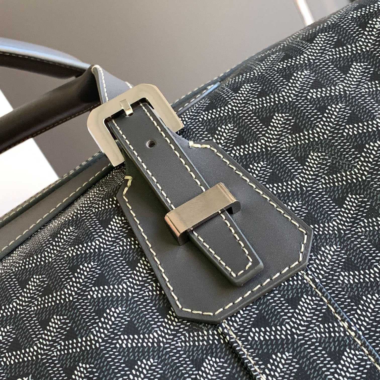 Goyard Travel 55 Bag - FashionPlug