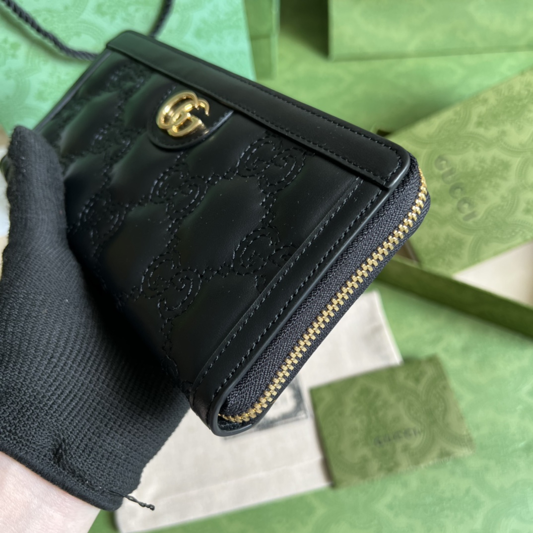 Gucci GG Matelasse Zip-around Wallet - FashionPlug