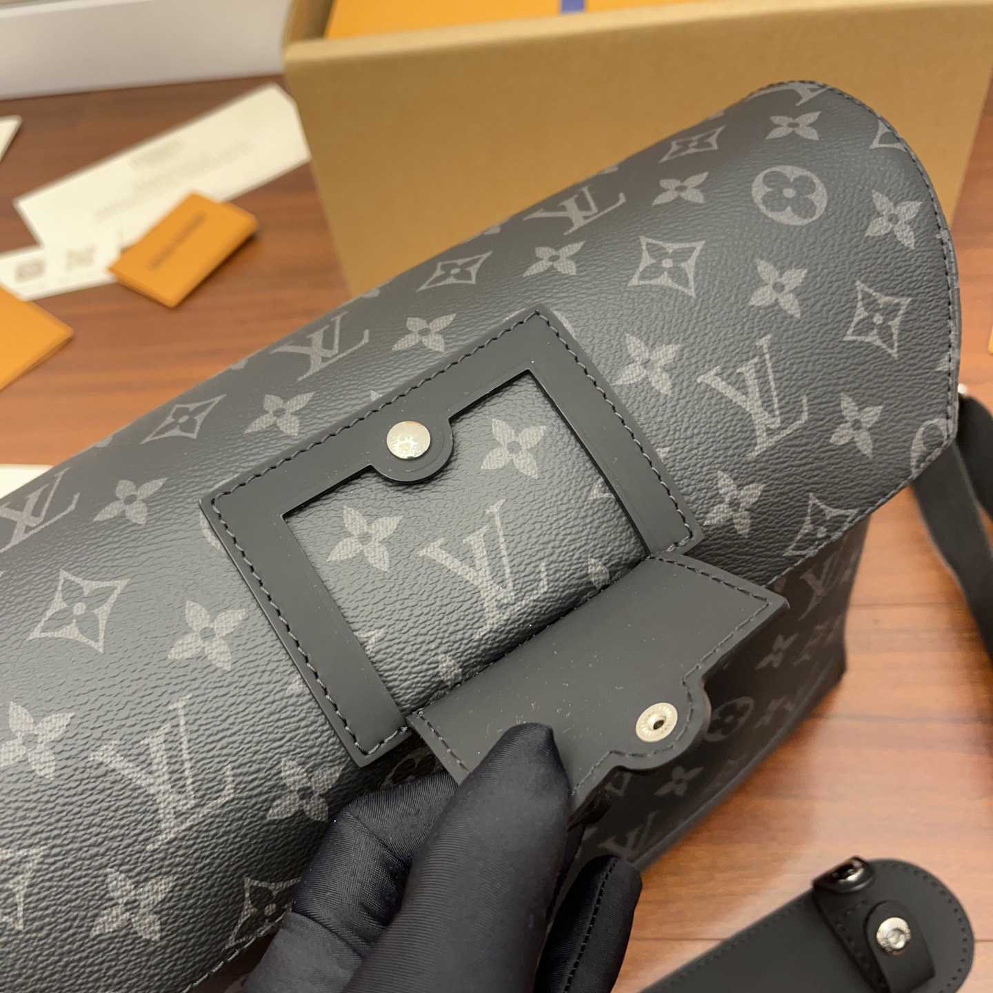 Louis Vuitton Messenger PM Voyager(33x22.5x11cm)     M40511 - FashionPlug