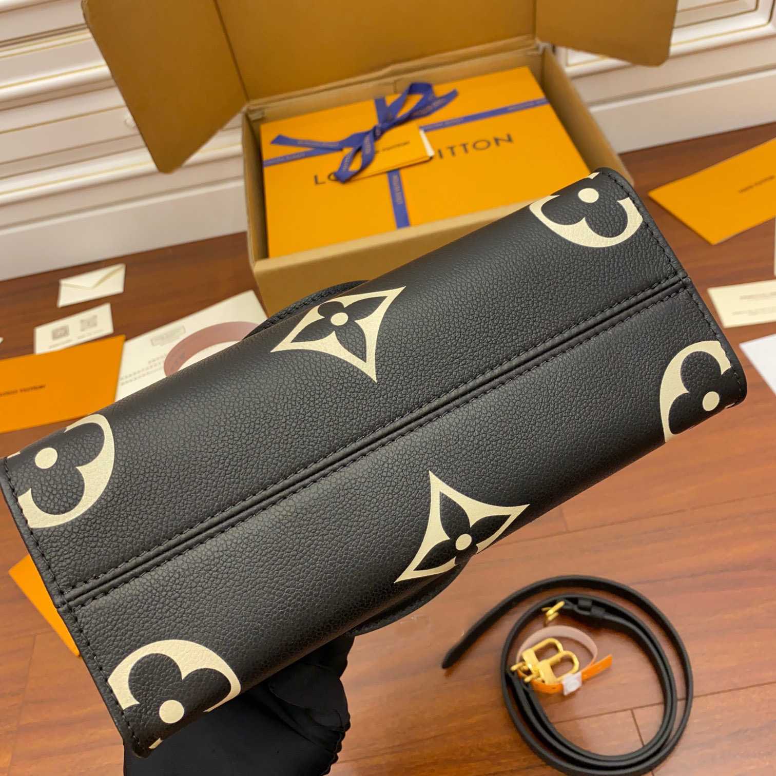 Louis Vuitton OnTheGo PM     M45659 - FashionPlug