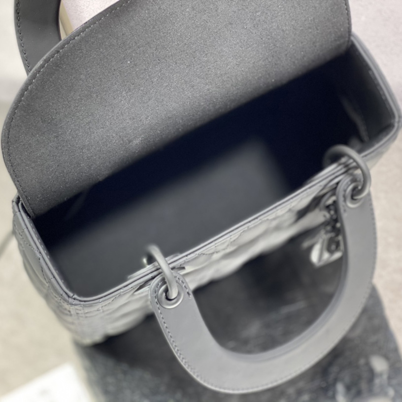 Dior Medium Lady Dior Bag - FashionPlug